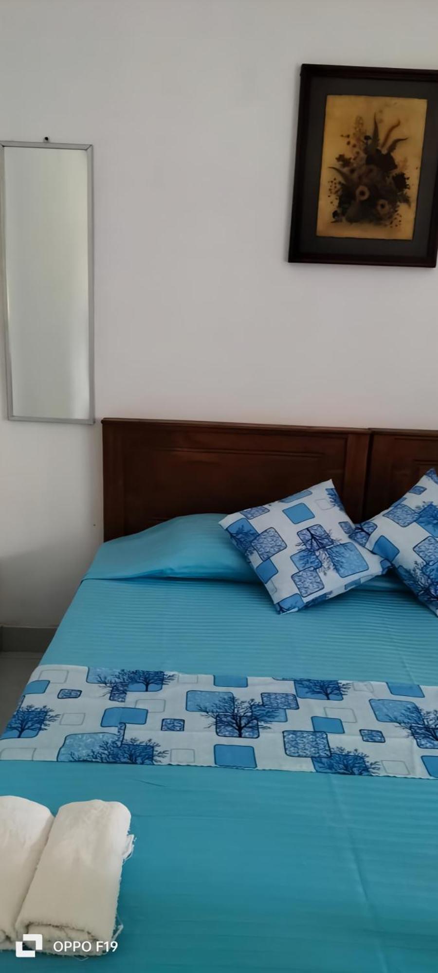 Ceylon Lodge - Airport Transit Hostel Negombo Dış mekan fotoğraf