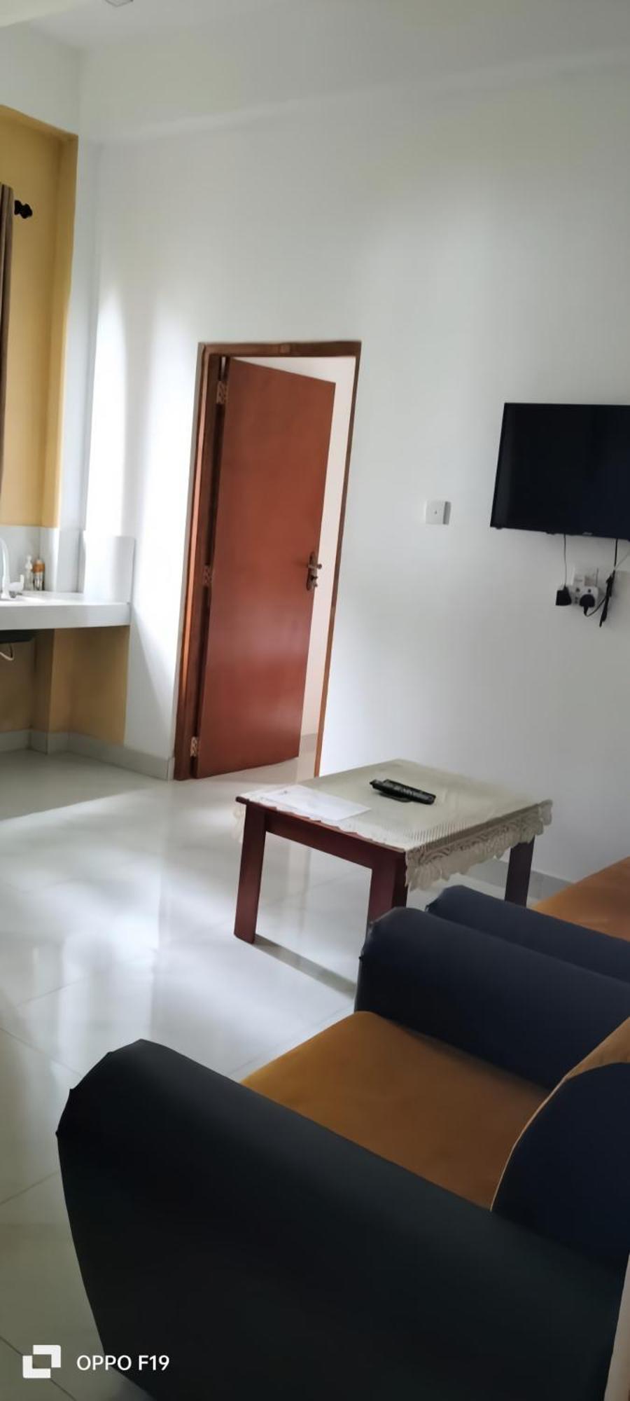 Ceylon Lodge - Airport Transit Hostel Negombo Dış mekan fotoğraf